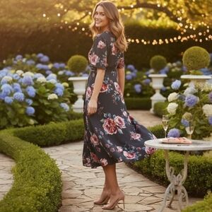 Everly Bell Floral Wrap Maxi Dress Dark Grey Pink Red Rose V-Neck Small